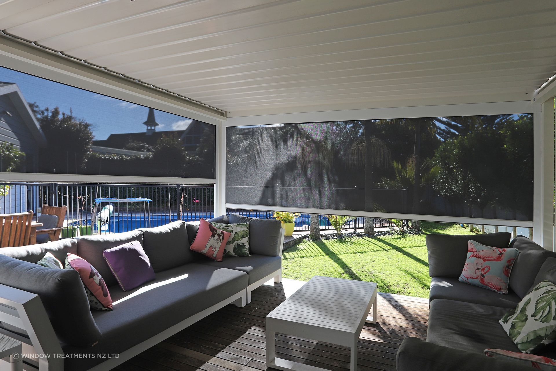 Louvre Roof and Securo Exterior Blinds - enclosure solutions to create fully integrated outdoor rooms.