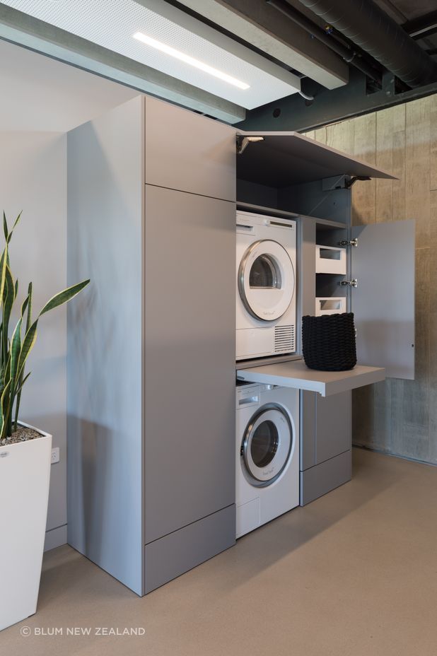 Visit Blum’s showrooms without leaving your room