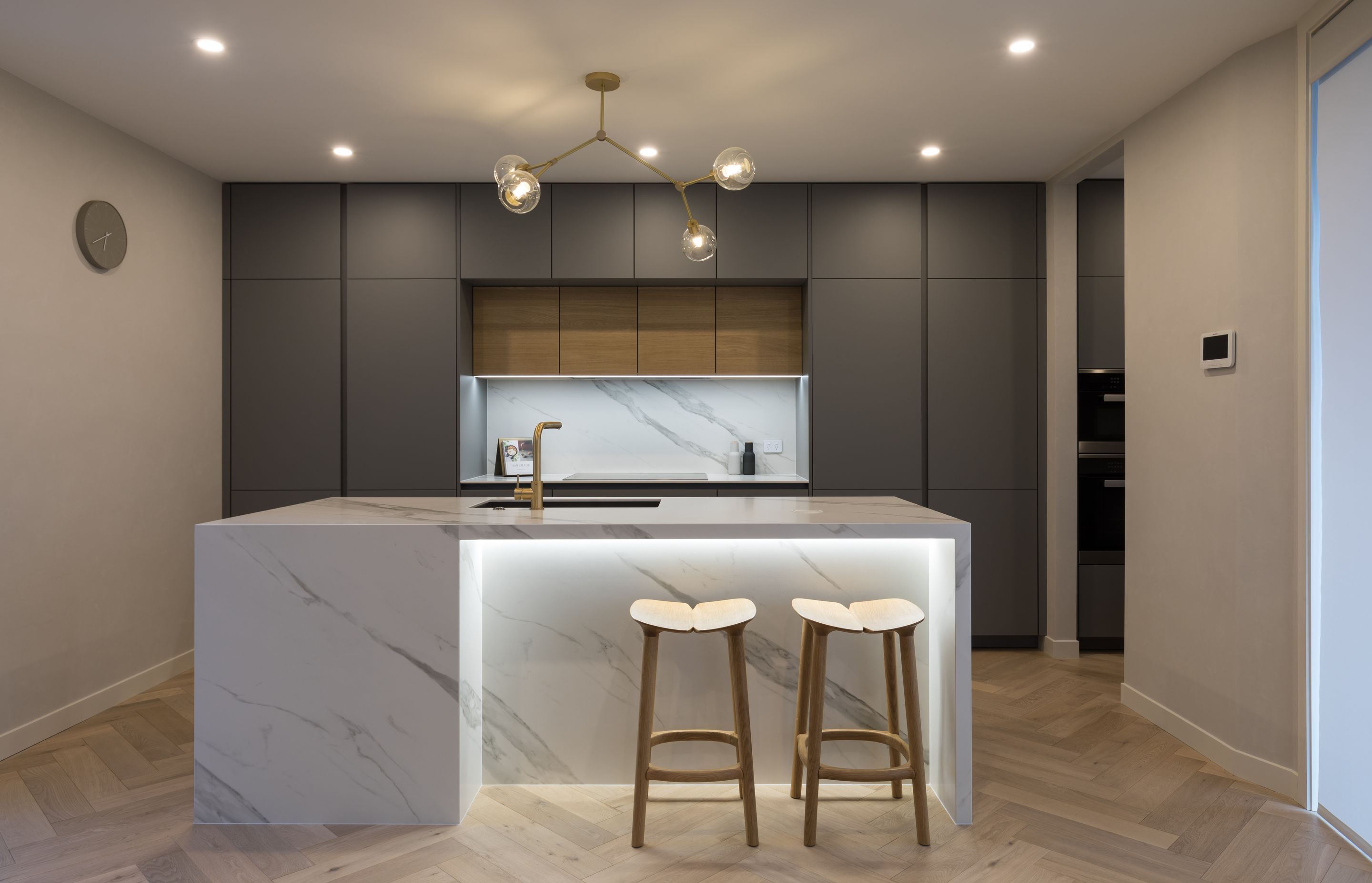 Designed by Poggenpohl designer Lara Farmilo, this award-winning kitchen features a palette of restrained yet sophisticated materials.