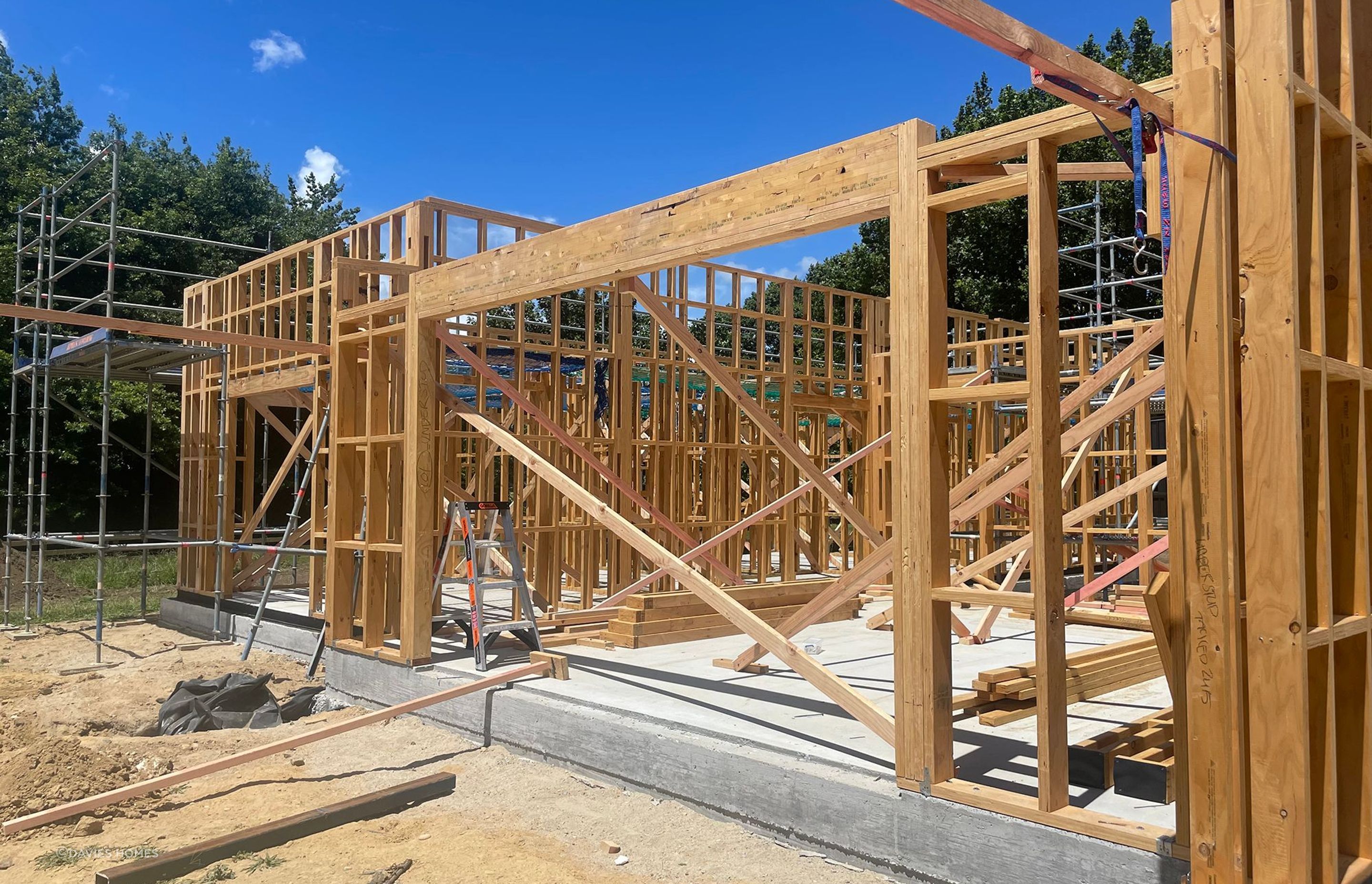 3-j-frame-davies-homes.jpg