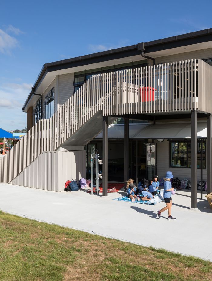 Custom UNEX Fin-style balustrade installed on school decks and stairs