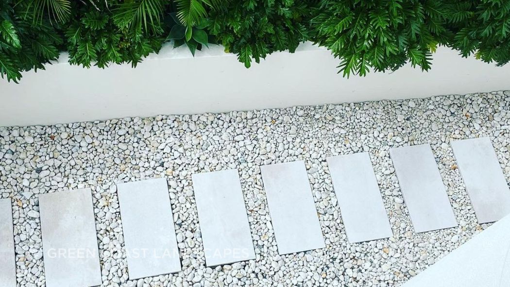 Luna Chiaro Limestone | RNB Property Group | Maxine Scalabrino-Fine Architect | Green Coast Landscapes