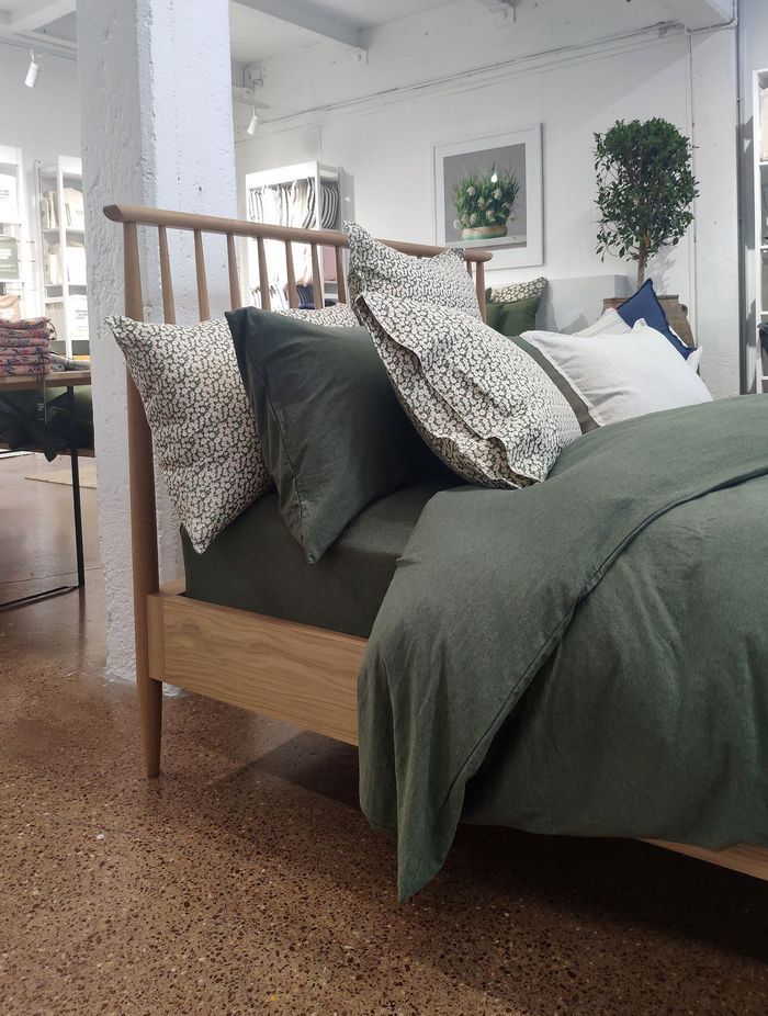 Image Features Ercol Teramo Queen Bed