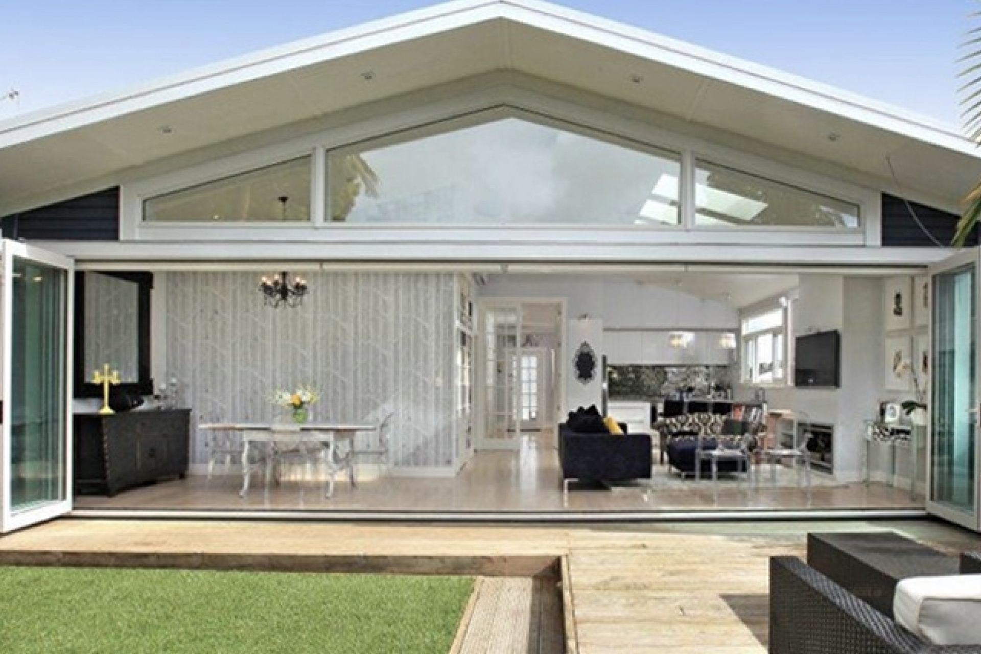 The Basics of Building Your Own Home with Windows in Mind