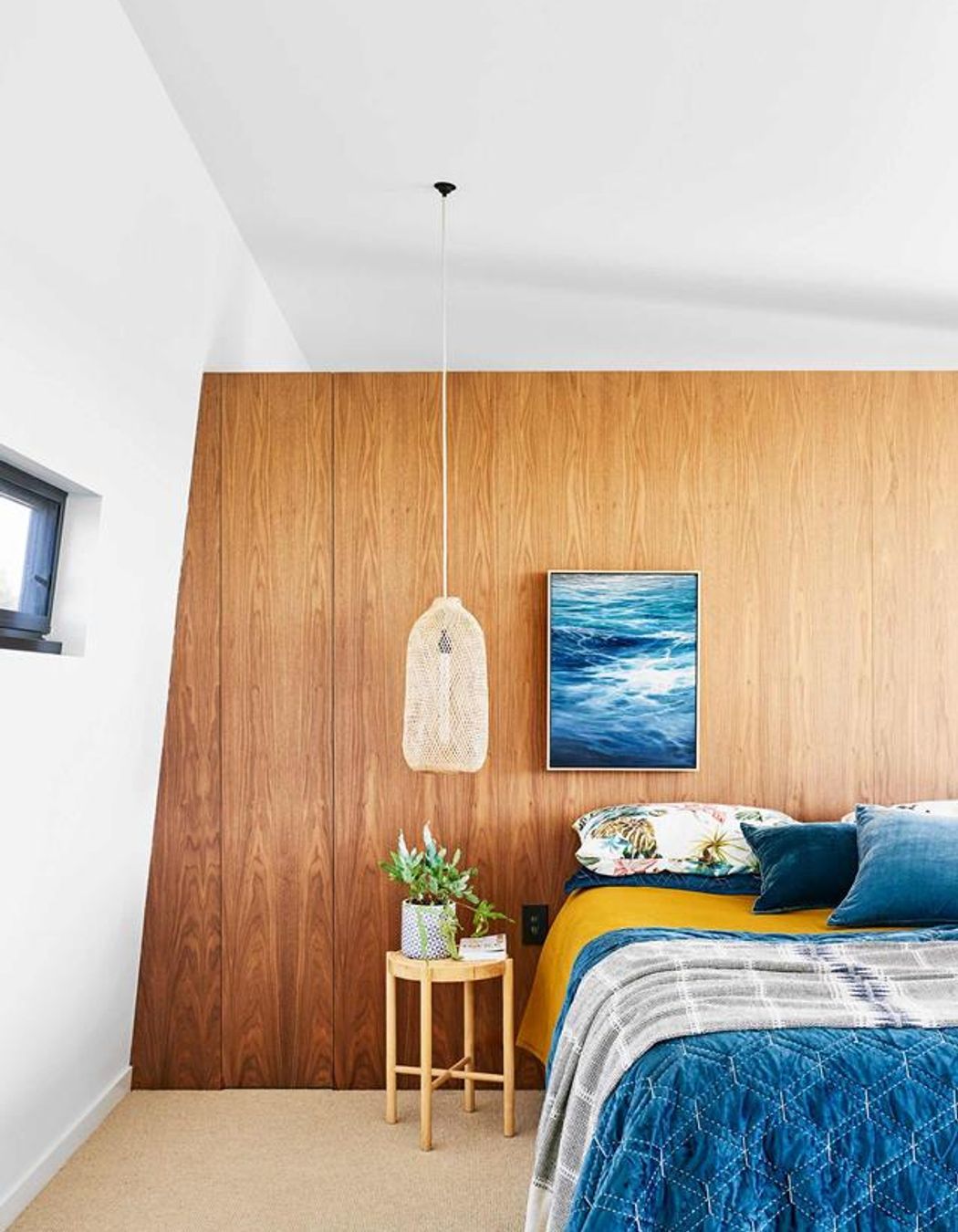 Eco-Friendly Hillside Retreat x Sculpt Fireplace Collection