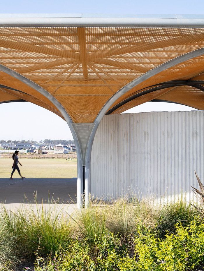 Golden Mesh Shades a Sports Pavilion in Sydney