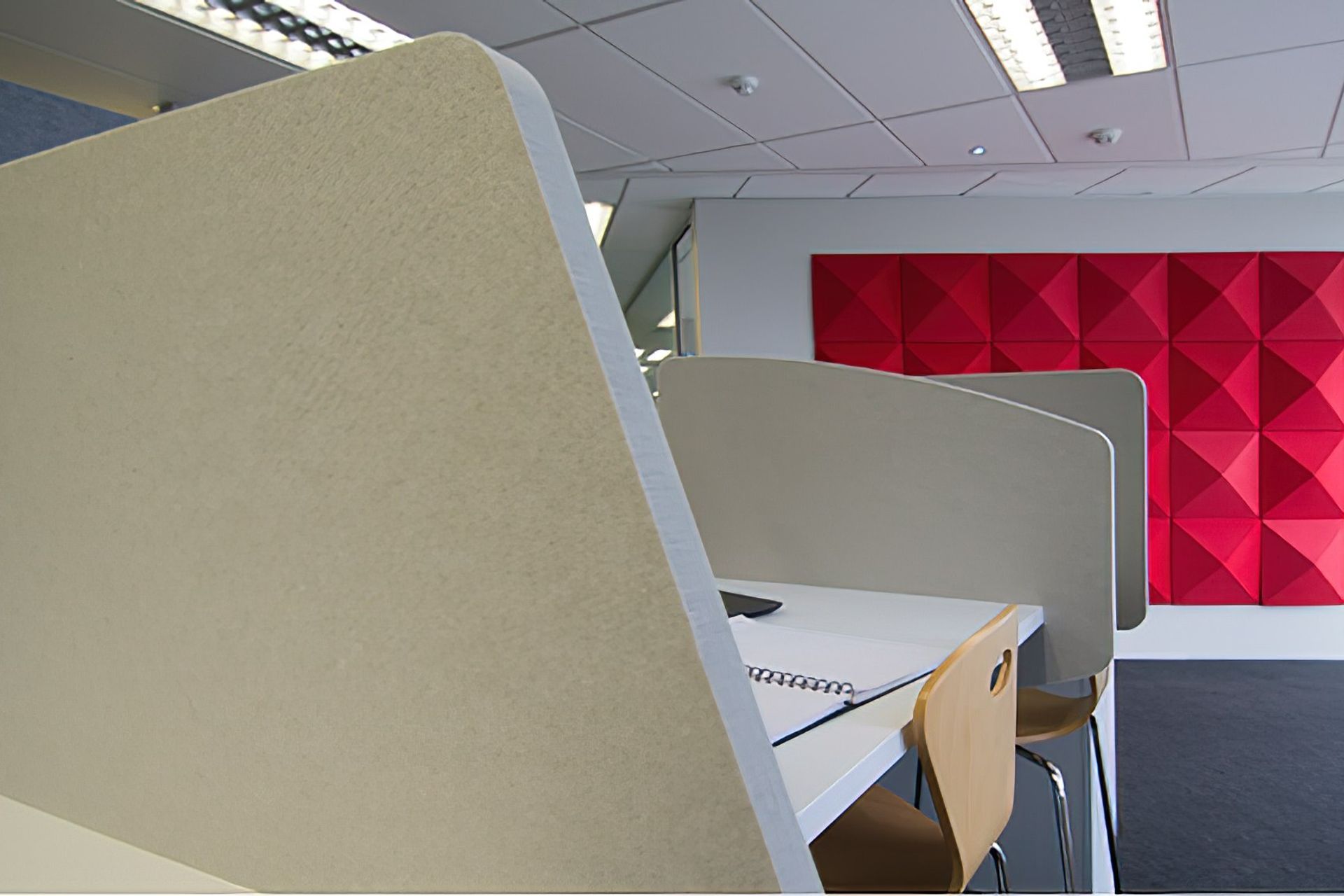 Autex Cove Desk Dividers