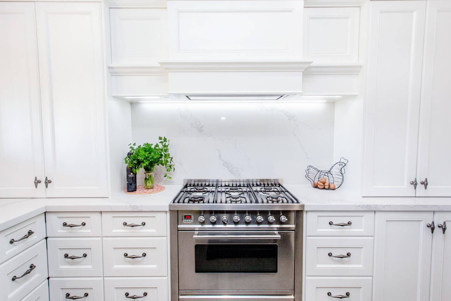 Schweigen Silent Undermount Rangehood 900mm UM-PA9S