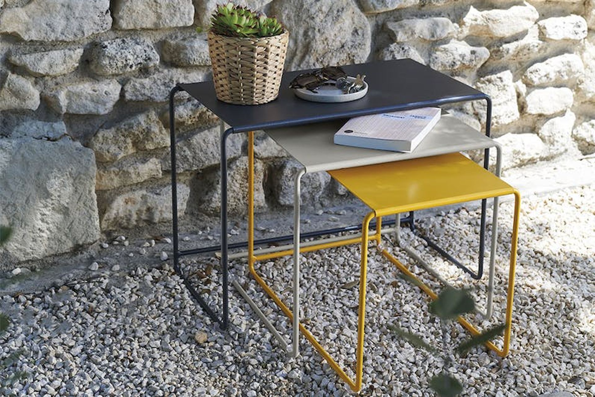 OULALA! The name says it all - a fabulously fun trio of nesting side tables that will make themselves at home anywhere in the garden or indoors. Take your pick from four unique colour combinations.