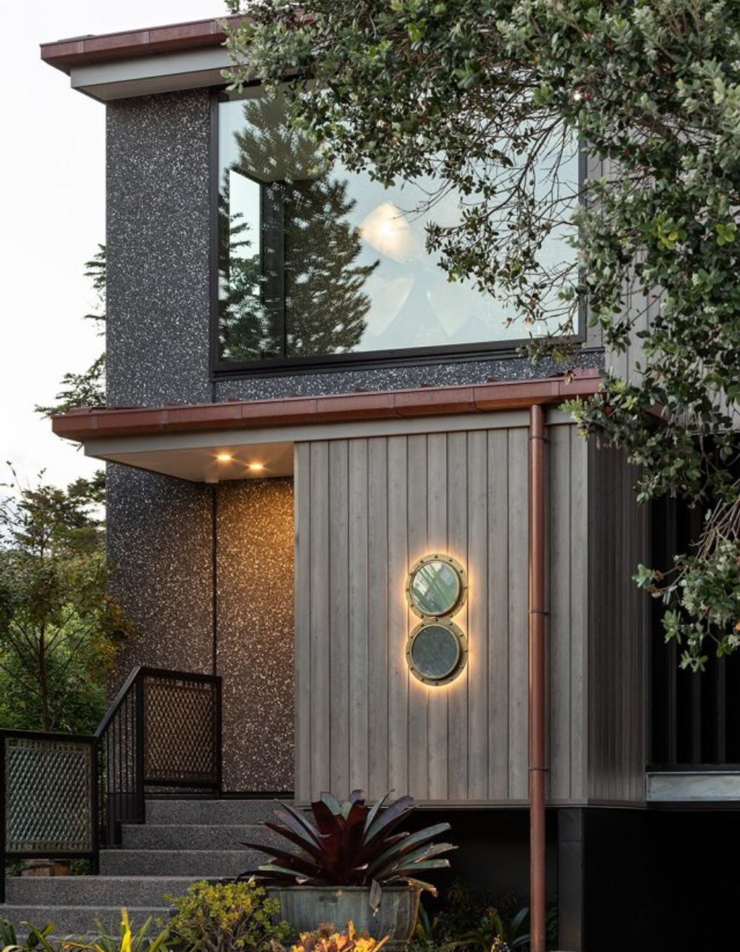 Your Home is Your Castle, Cockle Bay House Architecture / Rogan Nash Architects