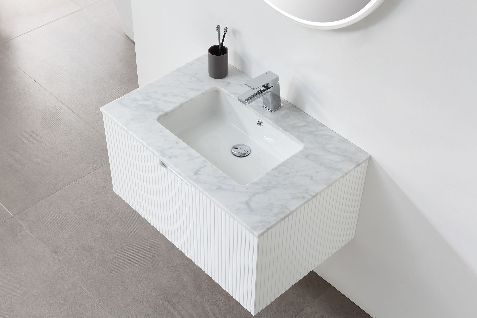 The undeniable luxuriousness of marble, seen here with the Parisi Vanity.