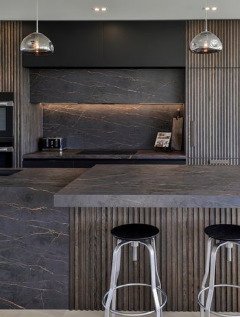Porcelain benchtop.