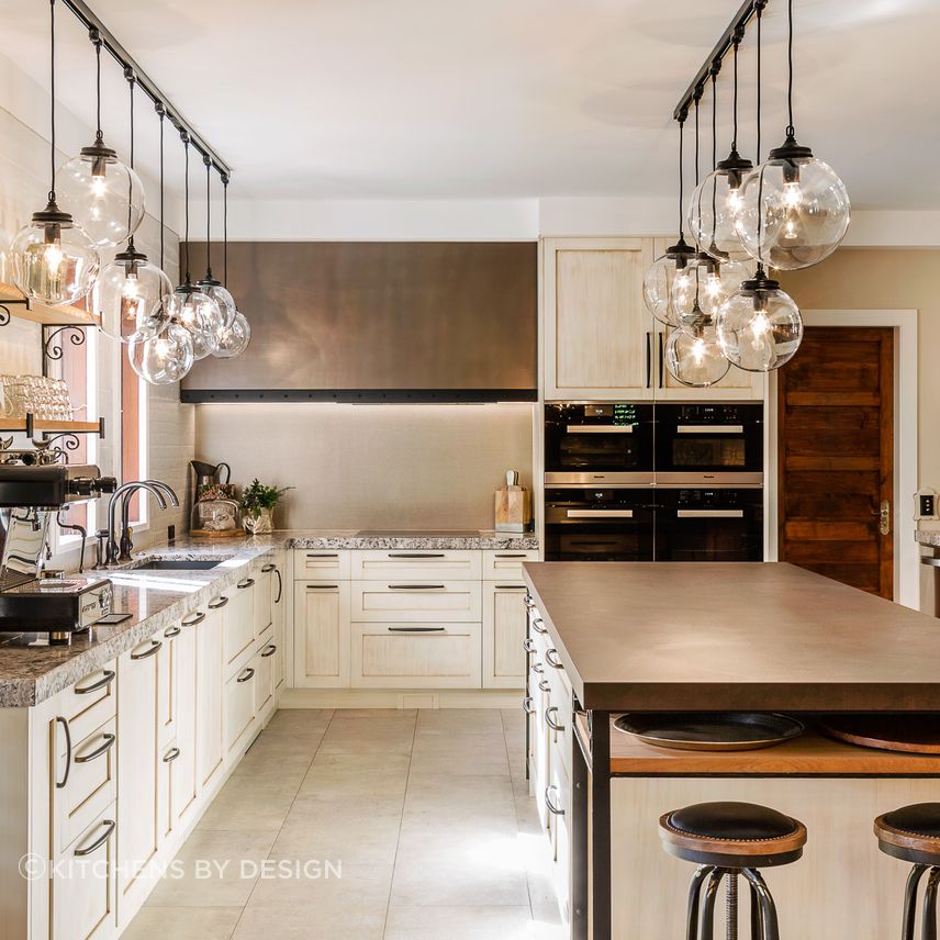 A8-Smoky-bronze-kitchen-v2.png