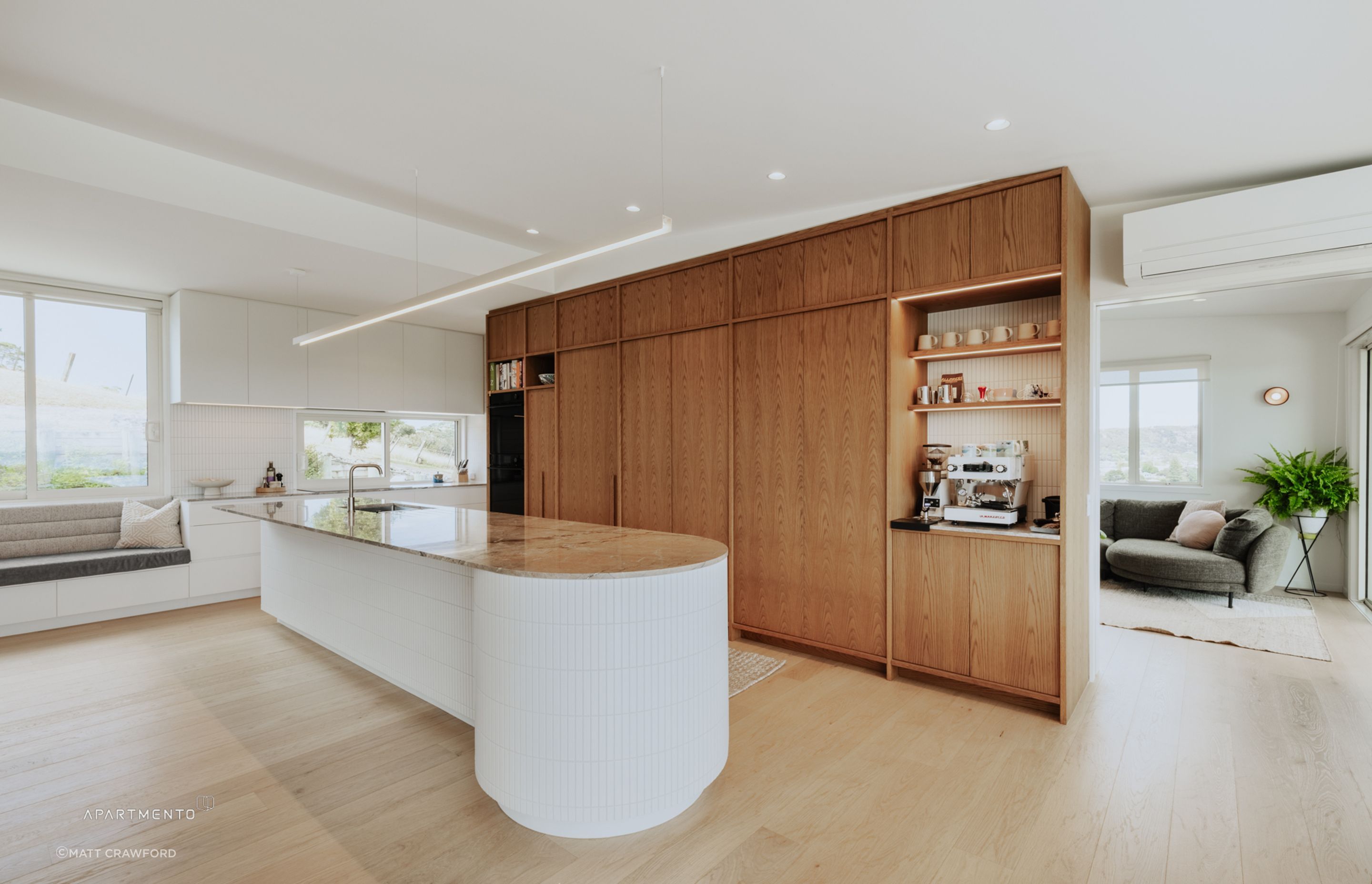 AMArchitectsWaihekeMCrawfordMCP1118-HDR-v3.jpg