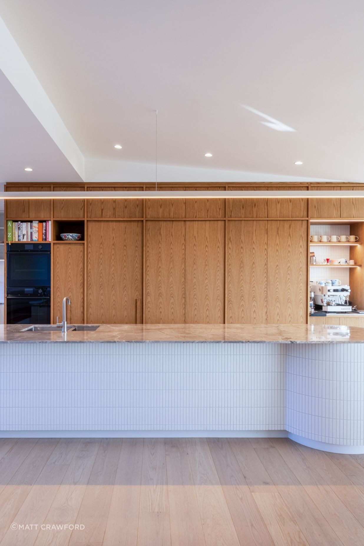 AMArchitectsWaihekeMCrawfordMCP1464-HDR-v4.jpg