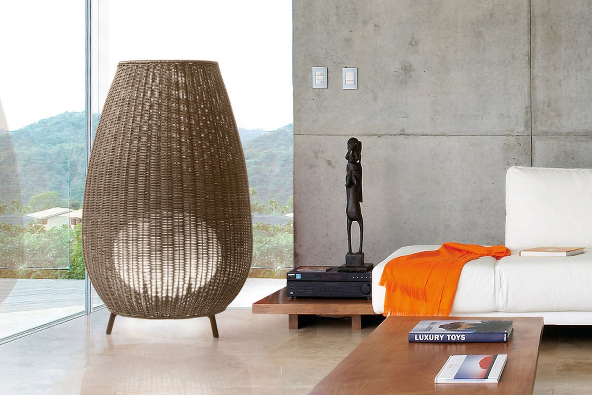 Amphora Floor Lamp by Bover from ECC.