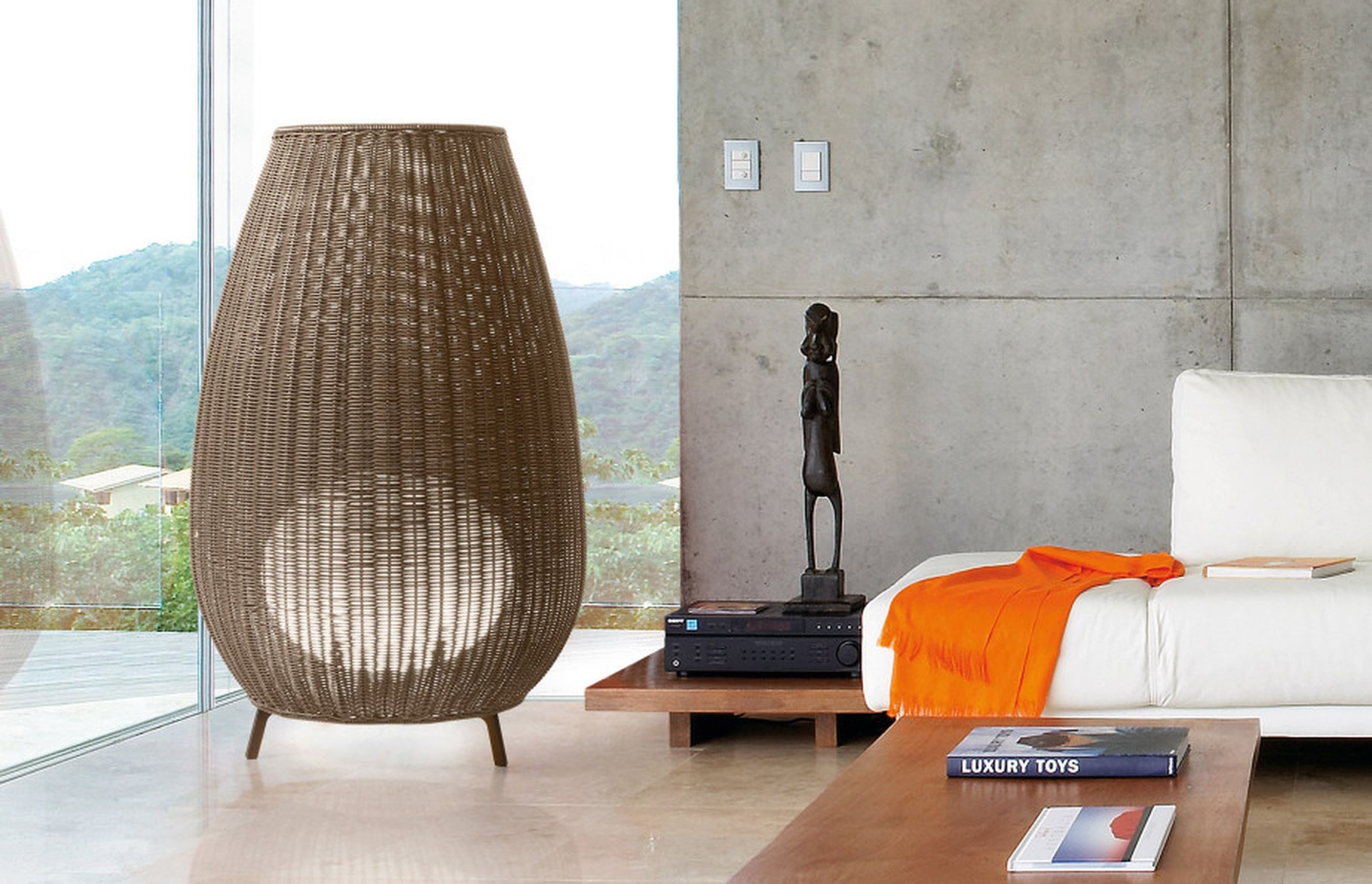 Amphora Floor Lamp by Bover from ECC.