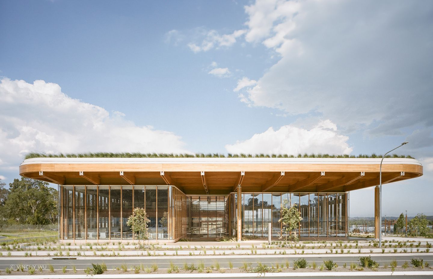 Advanced Manufacturing Readiness Facility First Building in Bradfield, NSW incorporates ASH's glulam mass timber solution, MASSLAM. Photo: Vinchy Wu