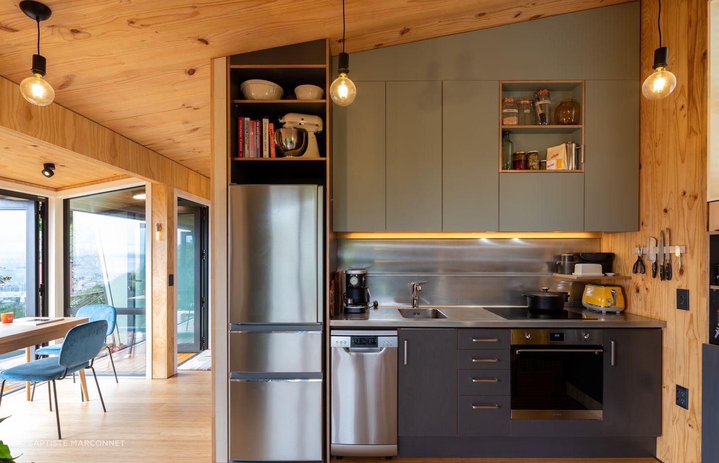 The services module is the heart of Te Whare-iti, containing the kitchen, laundry, and bathroom to centralise all of the required services connections.