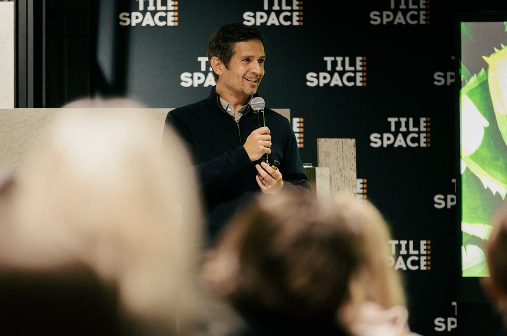 Tom Webster discusses the concept of neuroesthetics to the audience at Tile Space