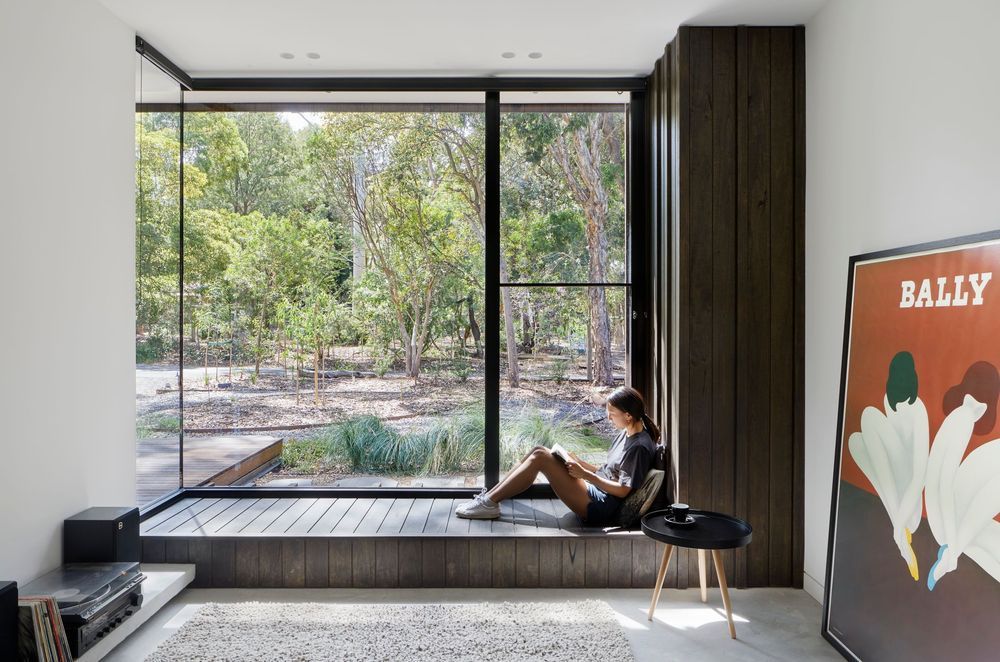 Laurel Grove by Kirsten Johnstone Architecture | Photography by Tatjana Plitt