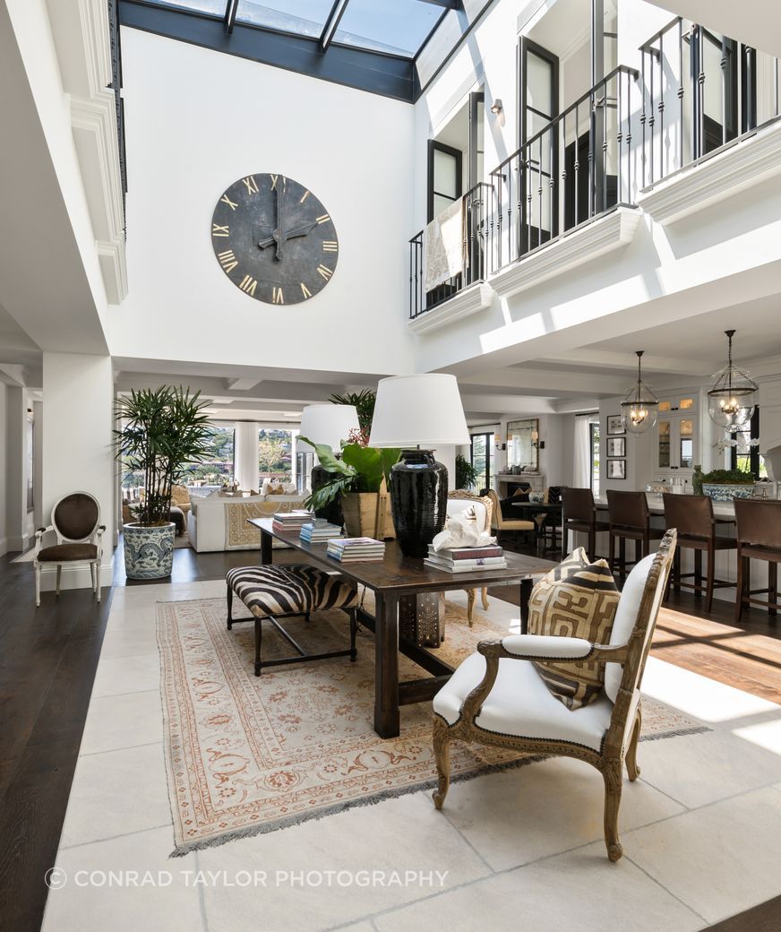 Lynda Kerry Interior Design | Andrew Barnyak Design | Cathedral Limestone Alfresco