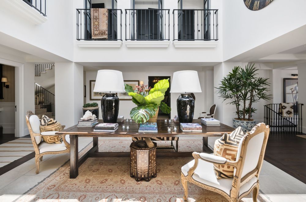 Lynda Kerry Interior Design | Andrew Barnyak Design | Cathedral Limestone Alfresco