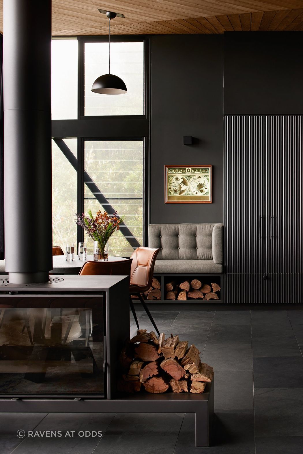 AX-i1000-Cloudview-by-Springbrook-QLD-Fireplace-2.jpeg