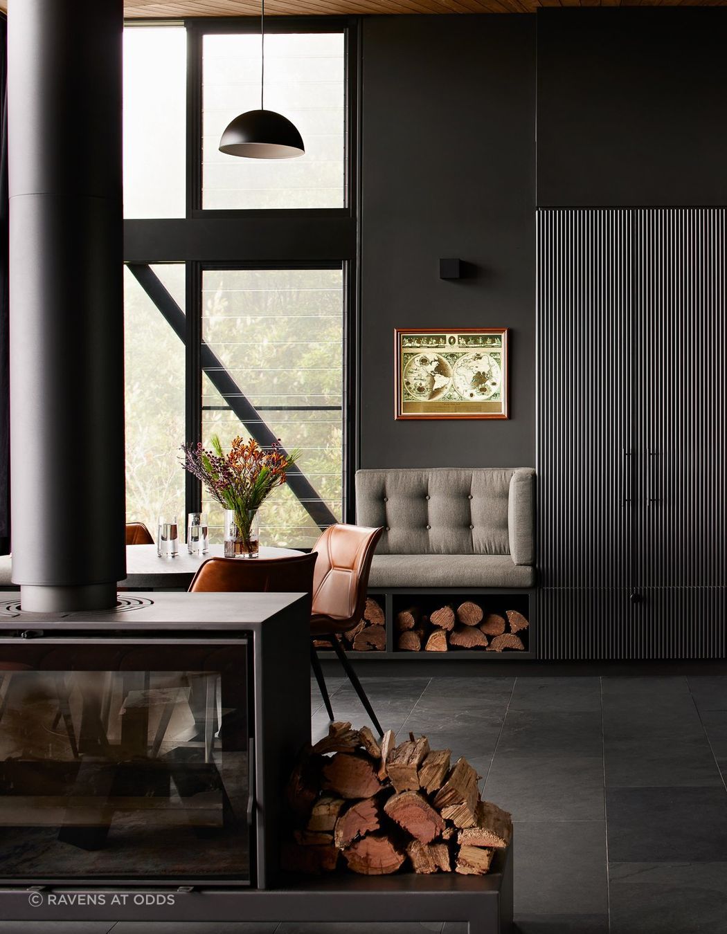 AX-i1000-Cloudview-by-Springbrook-QLD-Fireplace-2.jpeg