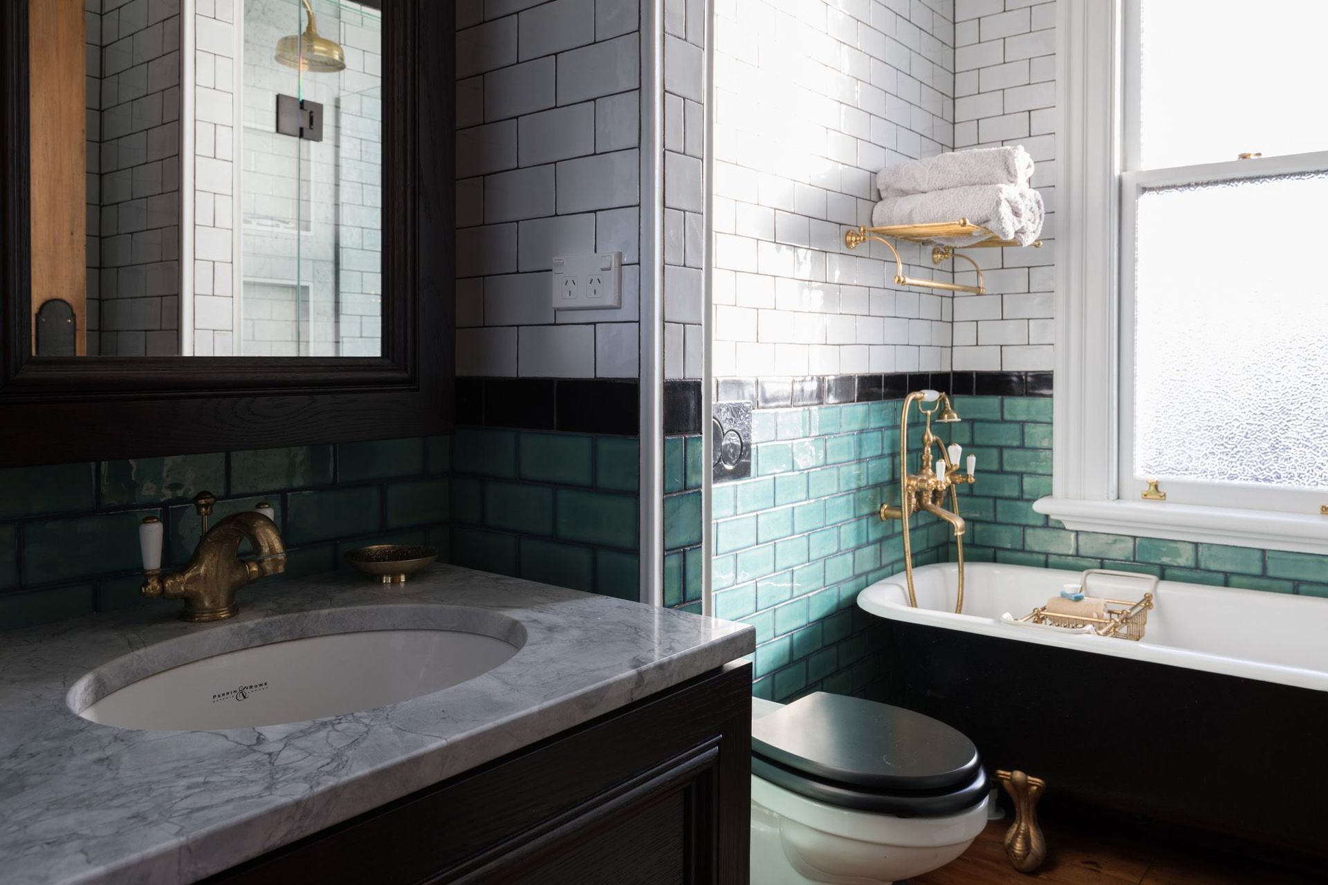 Extremely well balanced mixing and matching of colours in this Adelaide Road bathroom.