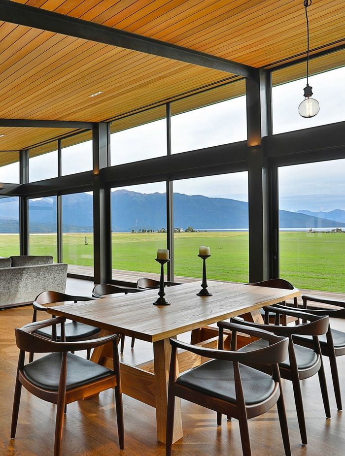 How to choose the best sliding doors for stunning views