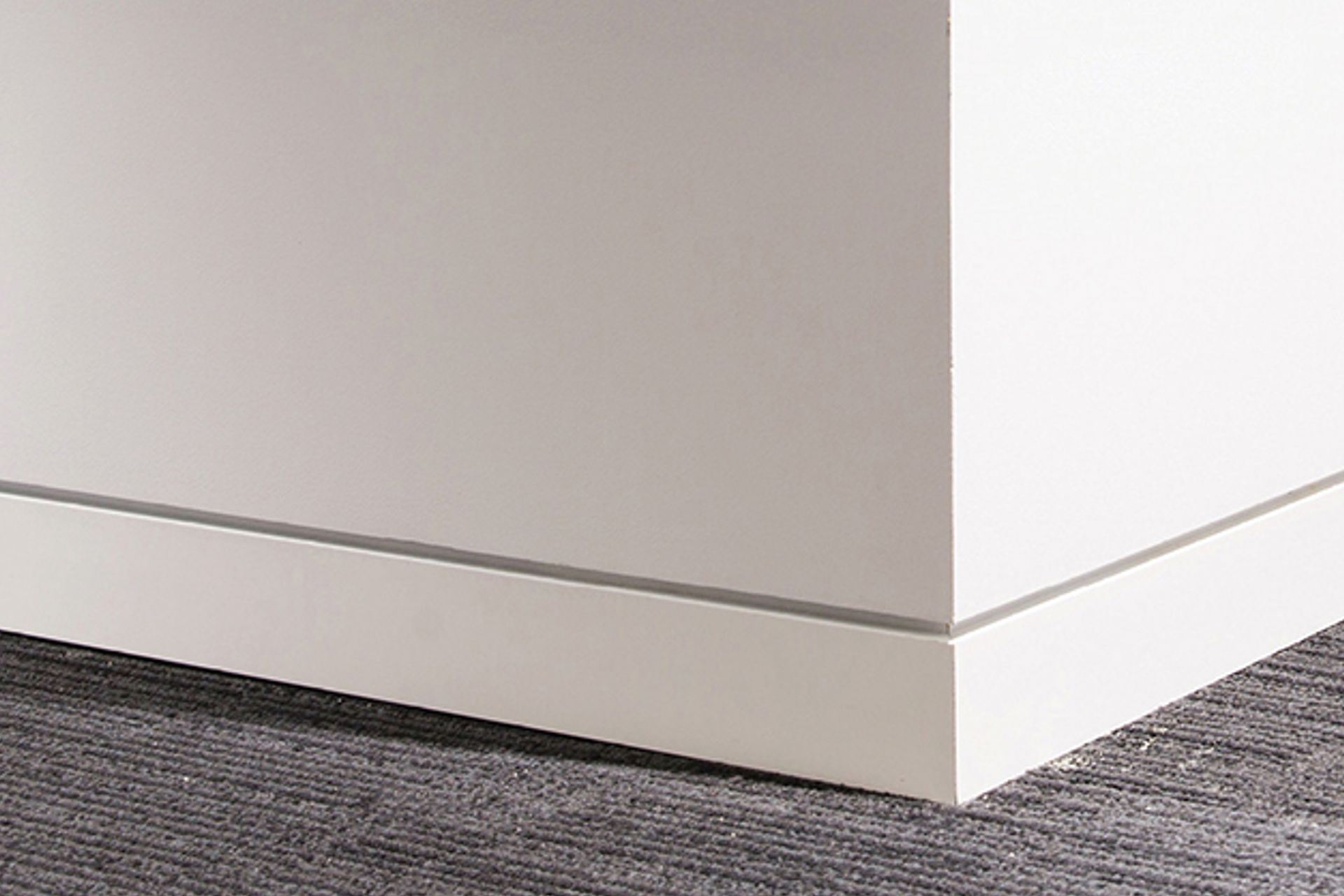 Alubase Shadowline Aluminium Skirting by EZ Concept