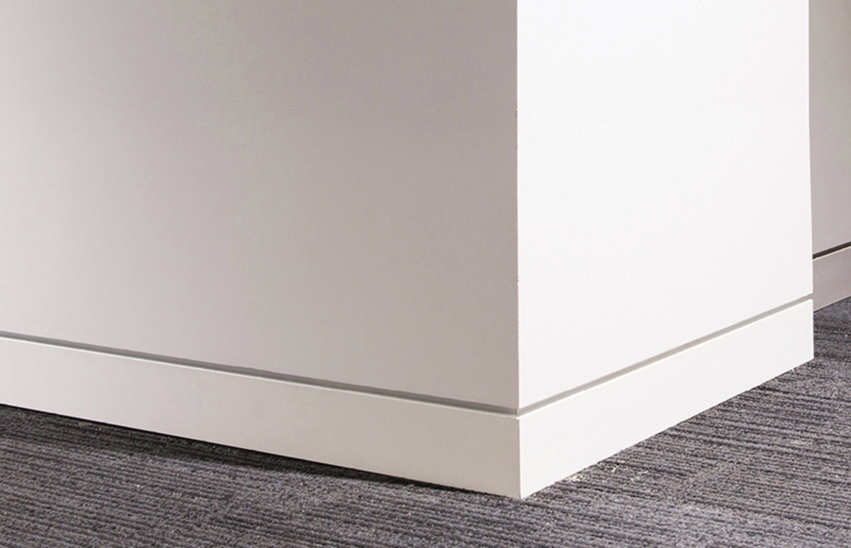 Alubase Shadowline Aluminium Skirting by EZ Concept