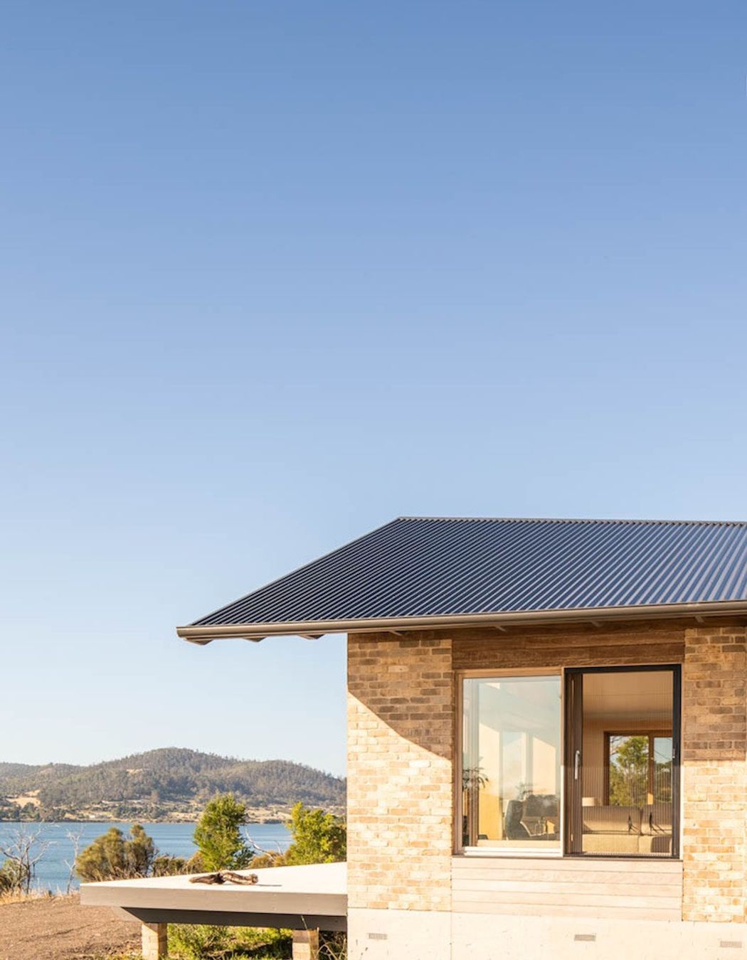 Family affair: a sustainable rural home connected to nature