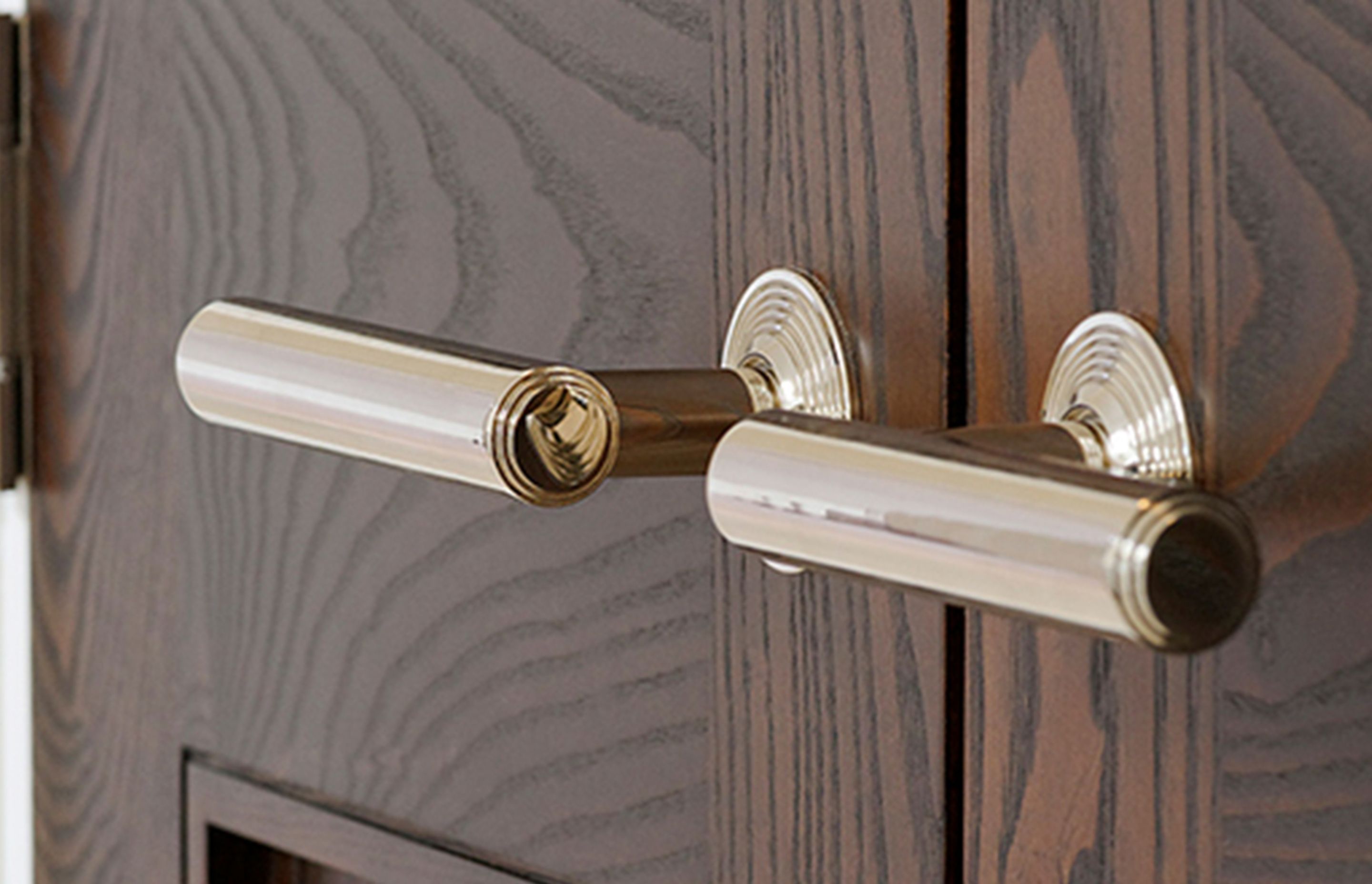 As well as the attention paid to the designs, Joseph Giles also produces quality internal workings, with appropriately weighted springs engineered for lever handles and knobs—both designed to last the lifetime of the handle.