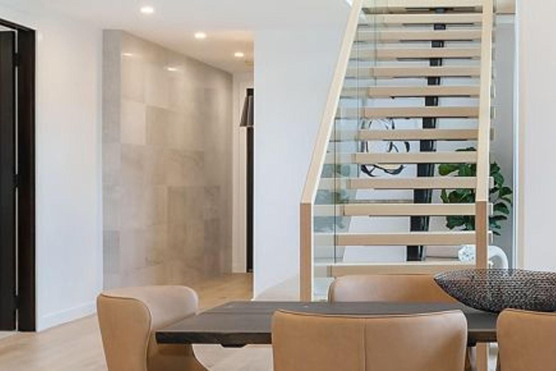 Luna Chiaro Limestone Wall Cladding | Fitzgerald & Chandler Interior Design