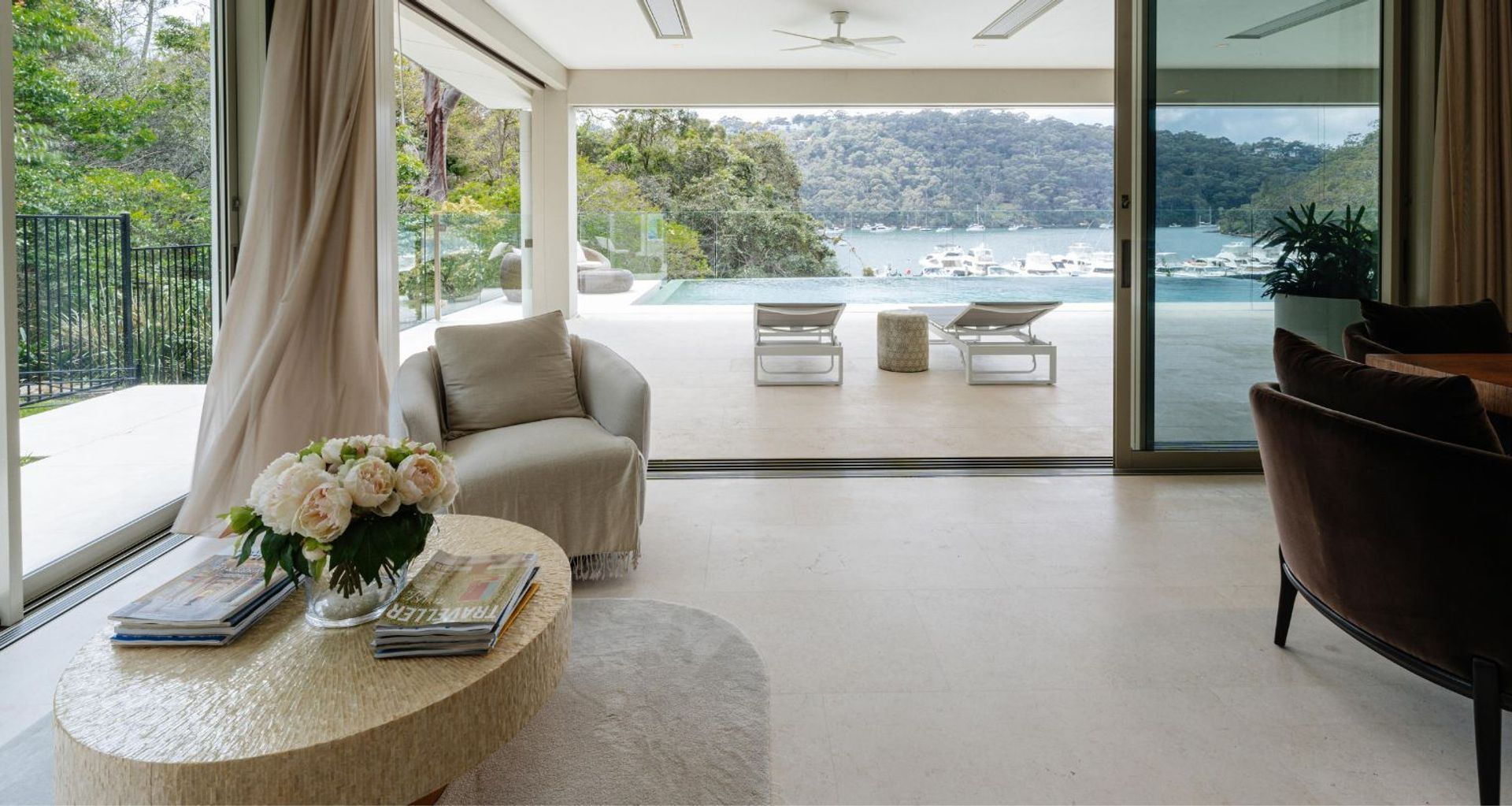Crema Vialle Limestone Honed | Bolt Media