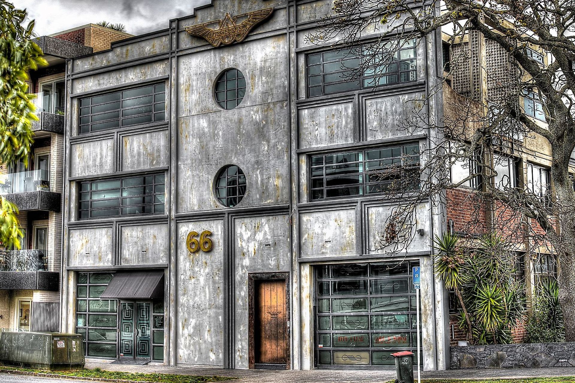 As well as traditional mouldings, Accumen Shapes produces a range of contemporary styles to give newer buildings an architectural flourish.