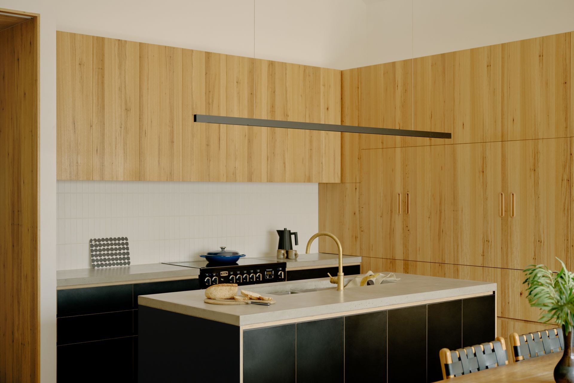 Fireside House by Breathe | Photography by Tom Ross