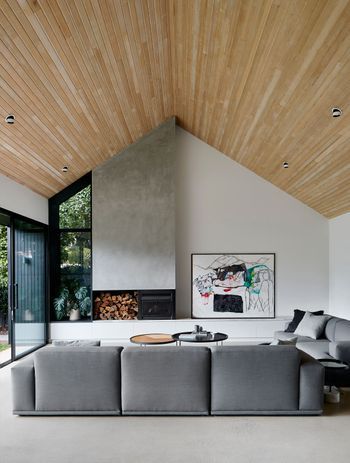 An open modern living space. Photographer: Shannon McGrath.