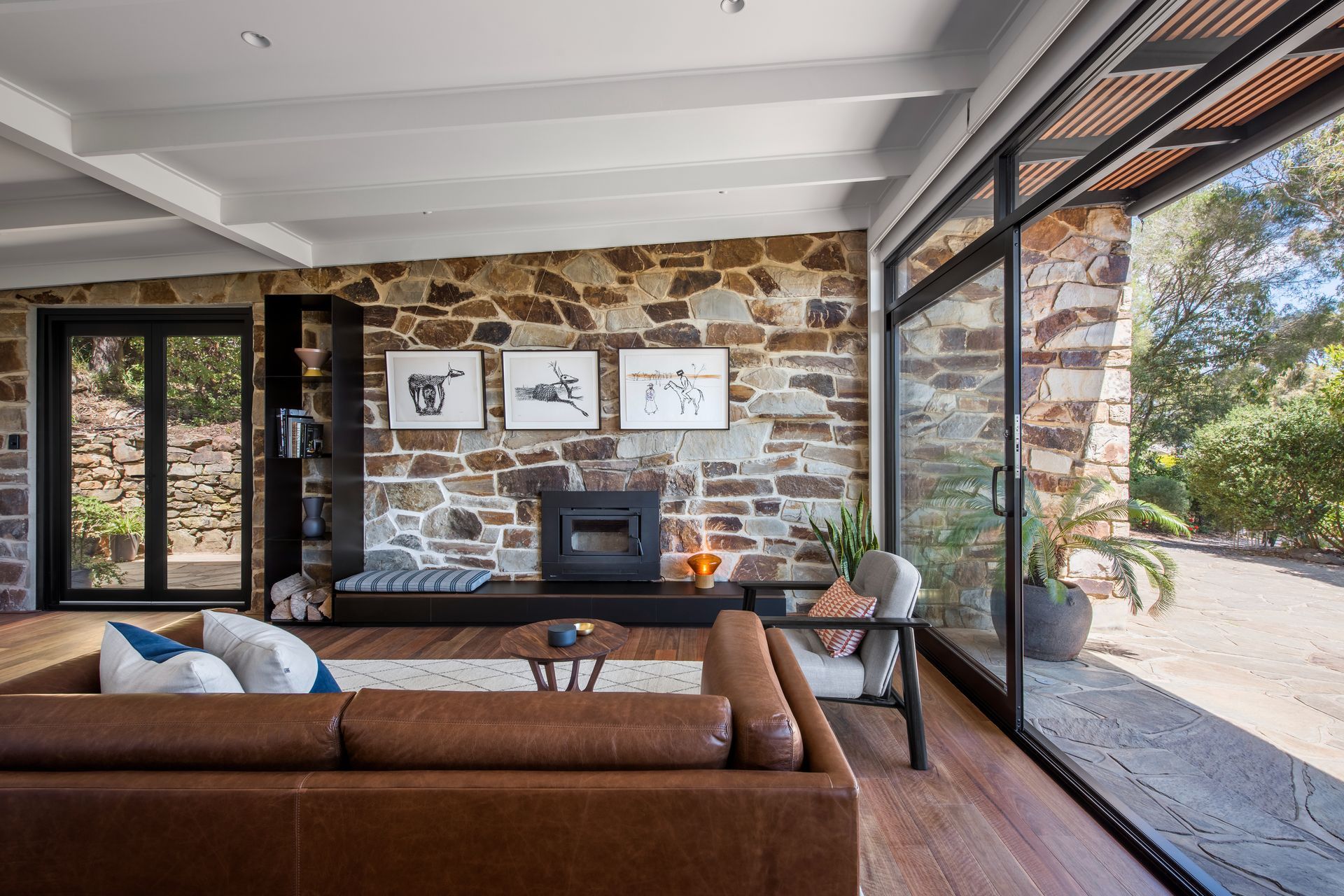 Stonewall House by Northern Edge Studio | Photography by David Seivers Photography