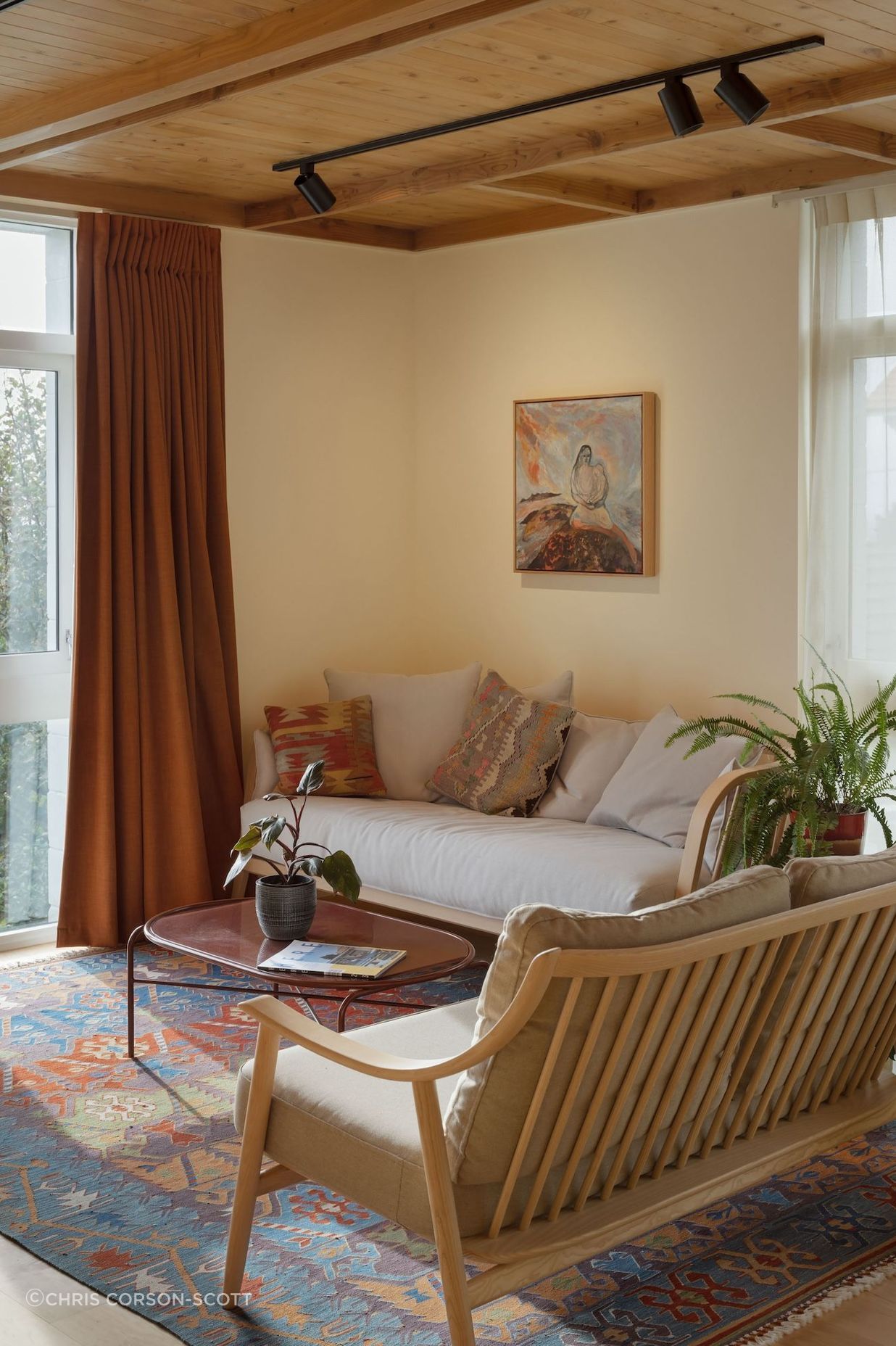 Interior Design and Architecture by Chris Corson-Scott and Pac Studio – Marino Sofa by Dylan Freeth and Nest Sofa (now out of production) for Ercol and with artwork by Star Gossage. Secant Coffee Table by Sara Wright Polmar for Warm Nordic