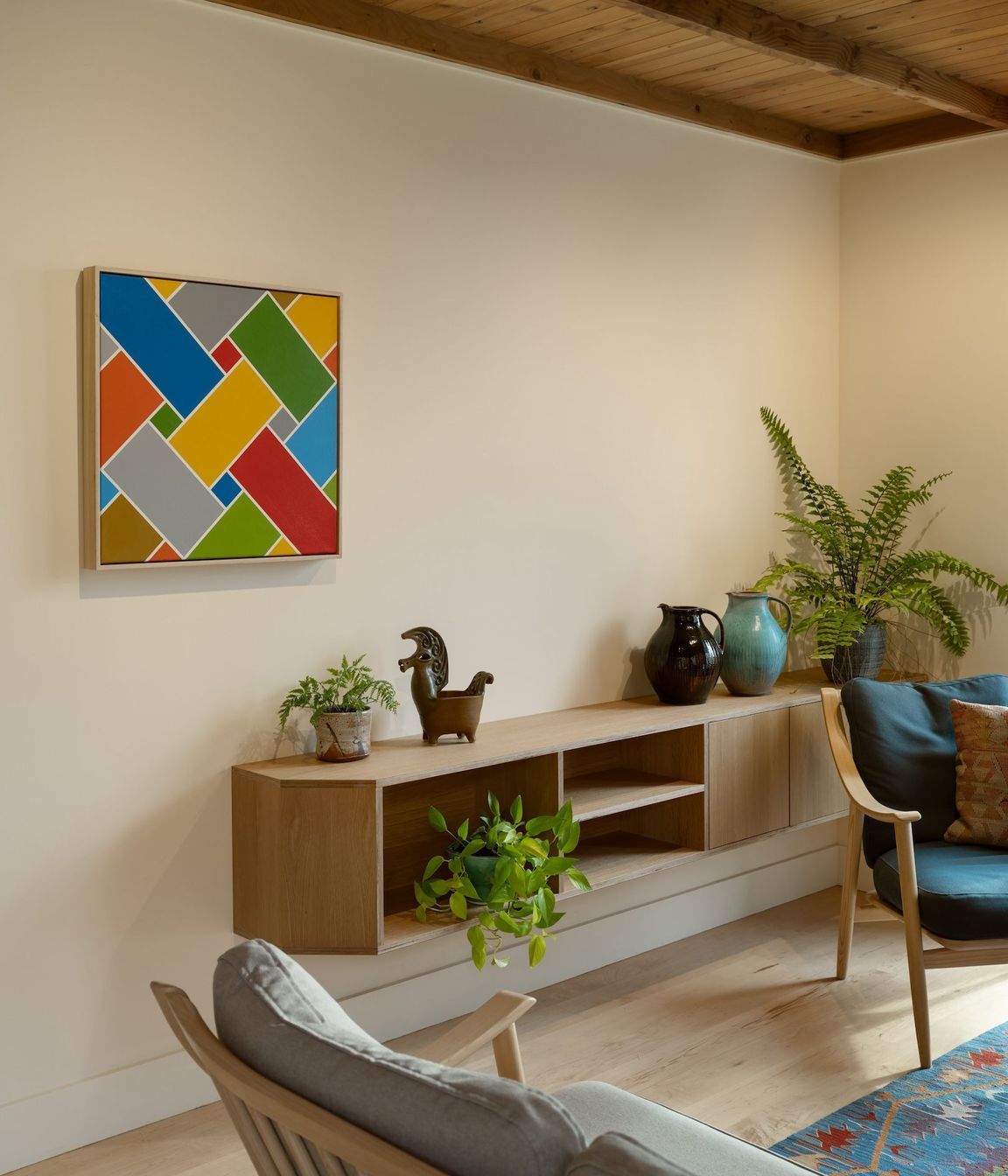 Interior Design and Architecture by Chris Corson-Scott and Pac Studio – Lounge pieces by Ercol 'Marino' Sofa and Armchair