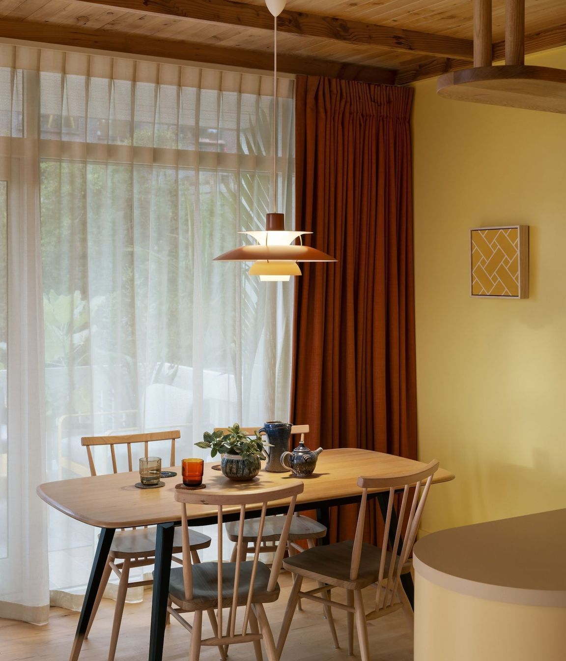 Interior Design and Architecture by Chris Corson-Scott and Pac Studio – All Purpose Chair and Plank Table by Lucian Ercolani for L. Ercolani