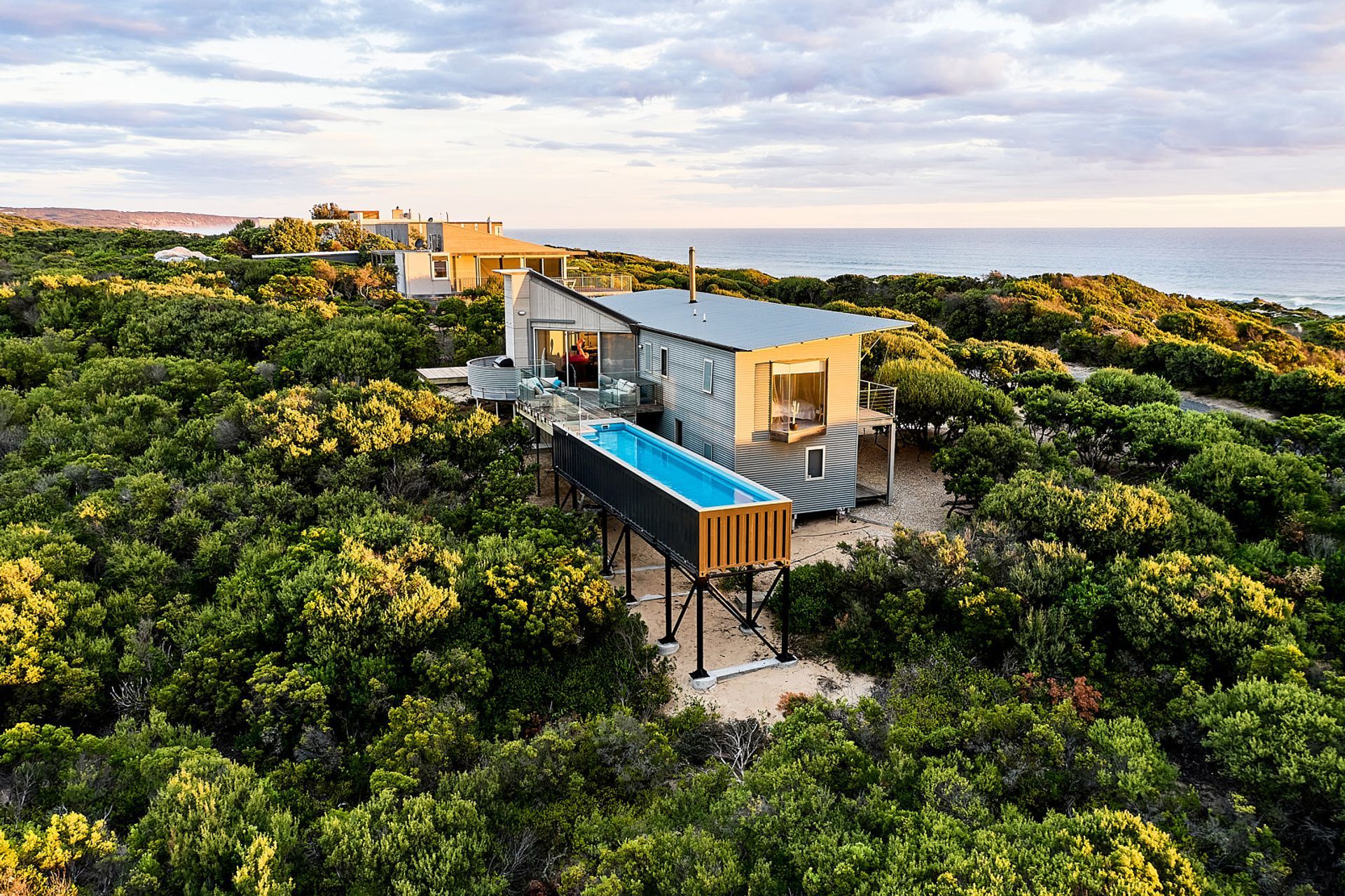 St Andrews Beach by Shipping Container Pools | Photography by Chris McConville