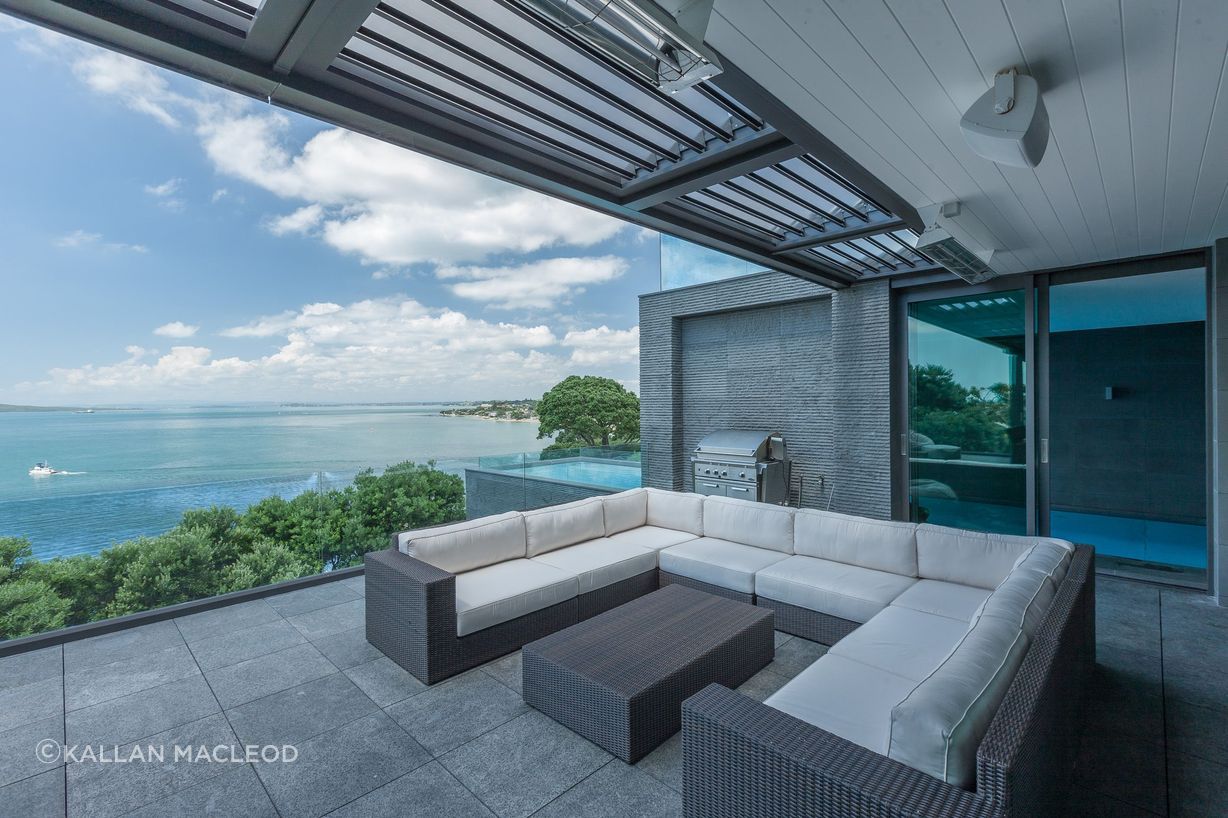 Castor Bay House