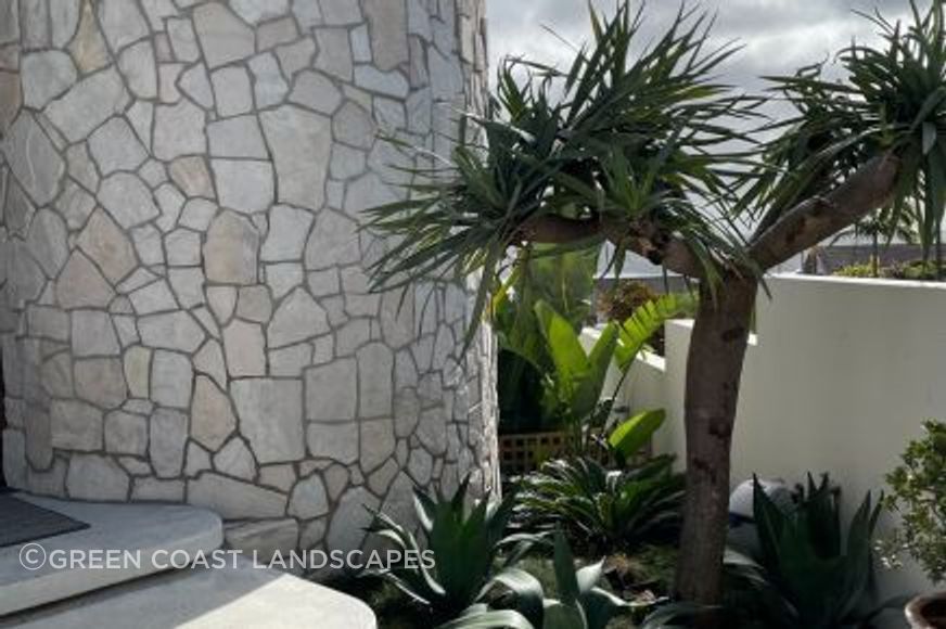 Clairvaux Stone Wall Cladding | RNB Property Group | Maxine Scalabrino-Fine Architect | Green Coast Landscapes