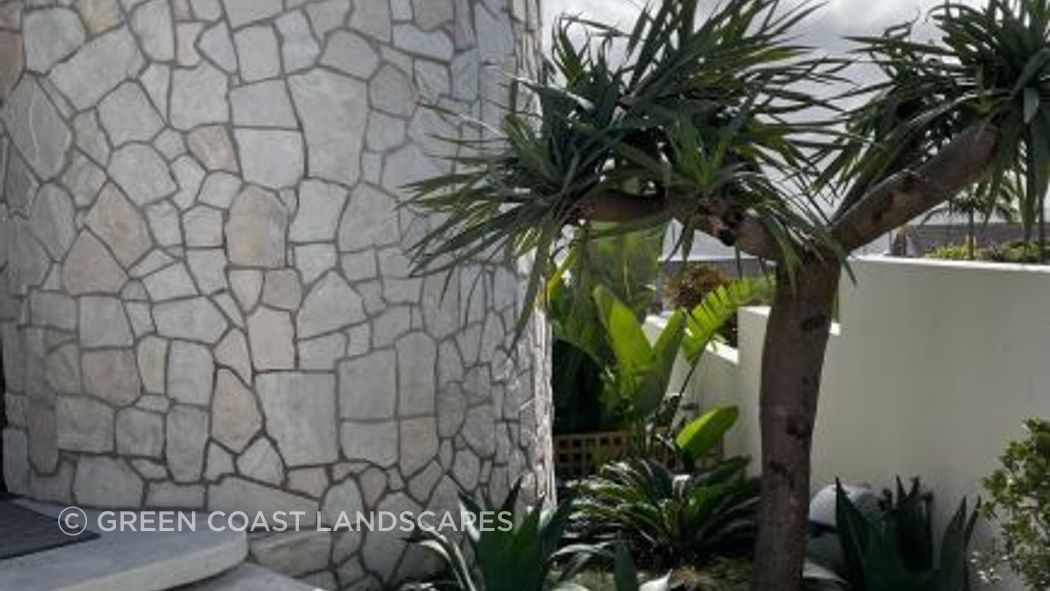 Clairvaux Stone Wall Cladding | RNB Property Group | Maxine Scalabrino-Fine Architect | Green Coast Landscapes