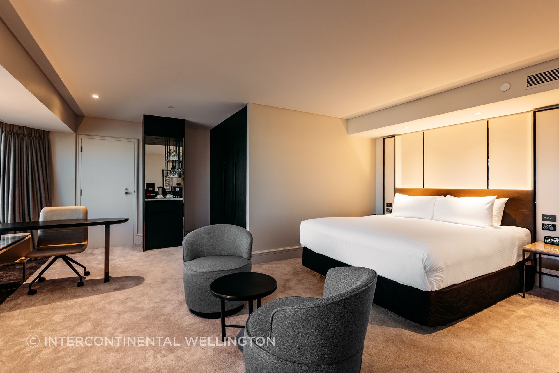 ClassicRooms19-ap-compressed.jpg