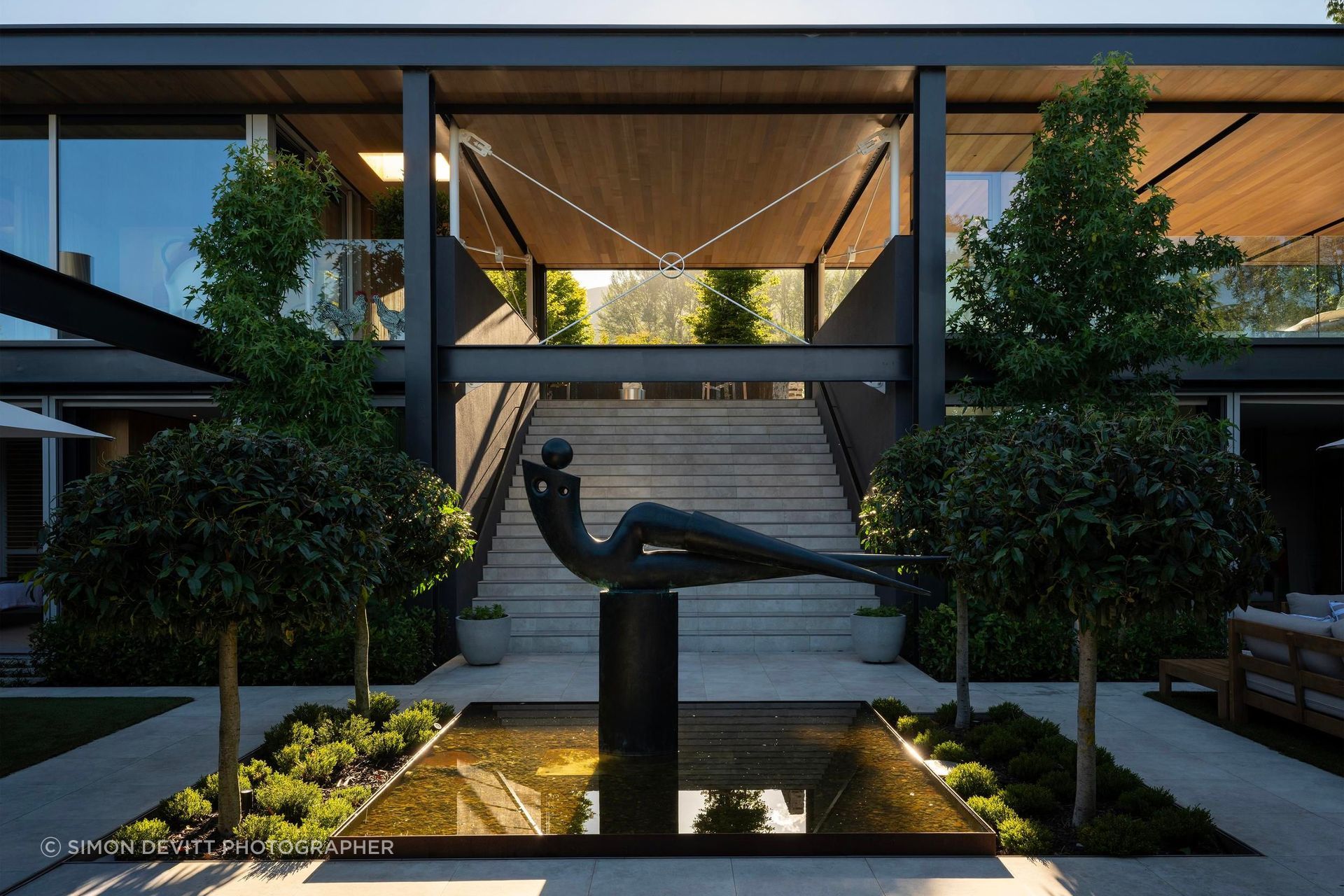 Courtyard House by Anna-Marie Chin Architects